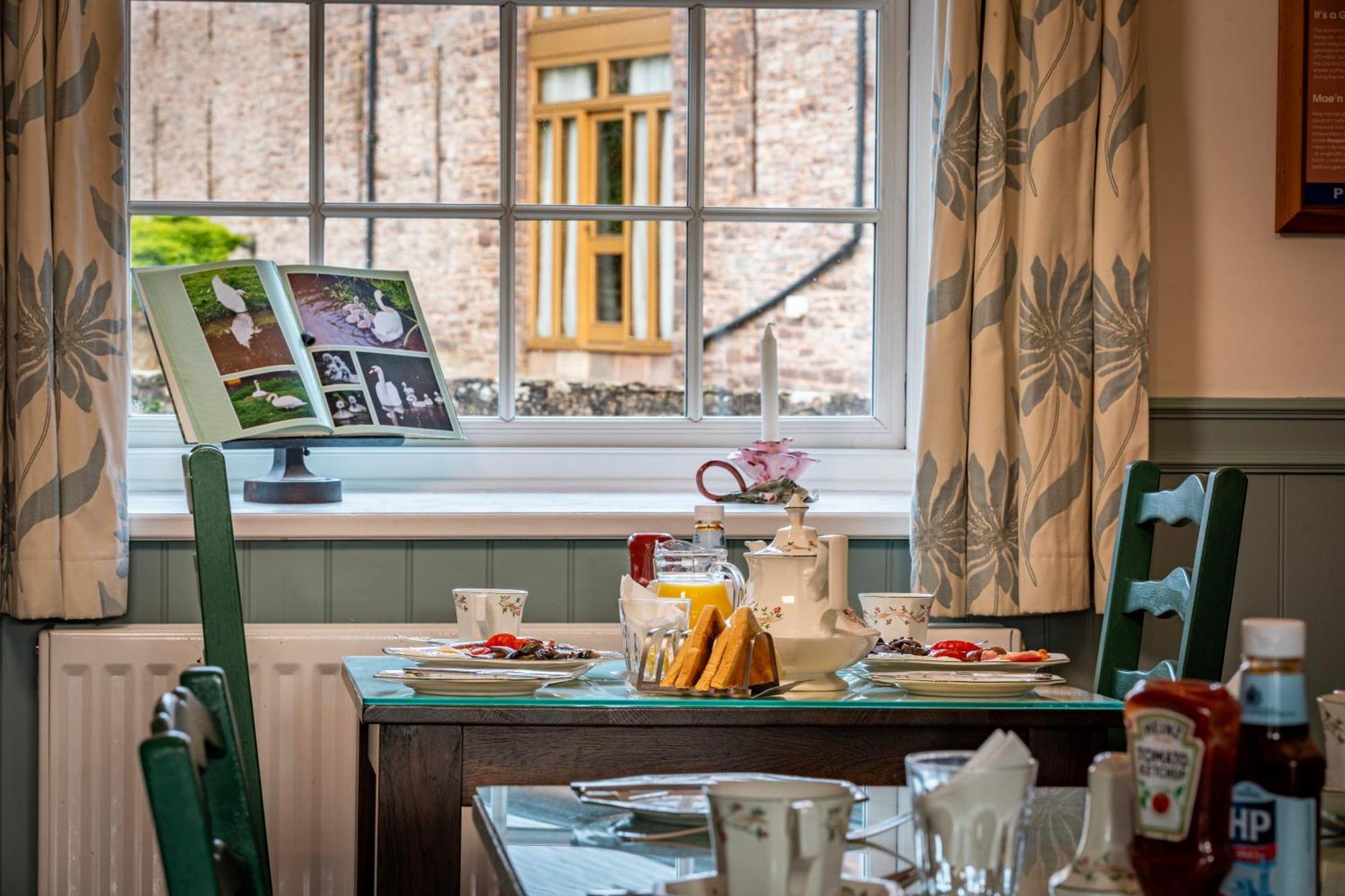 Ty Newydd B&B Brecon Eksteriør bilde