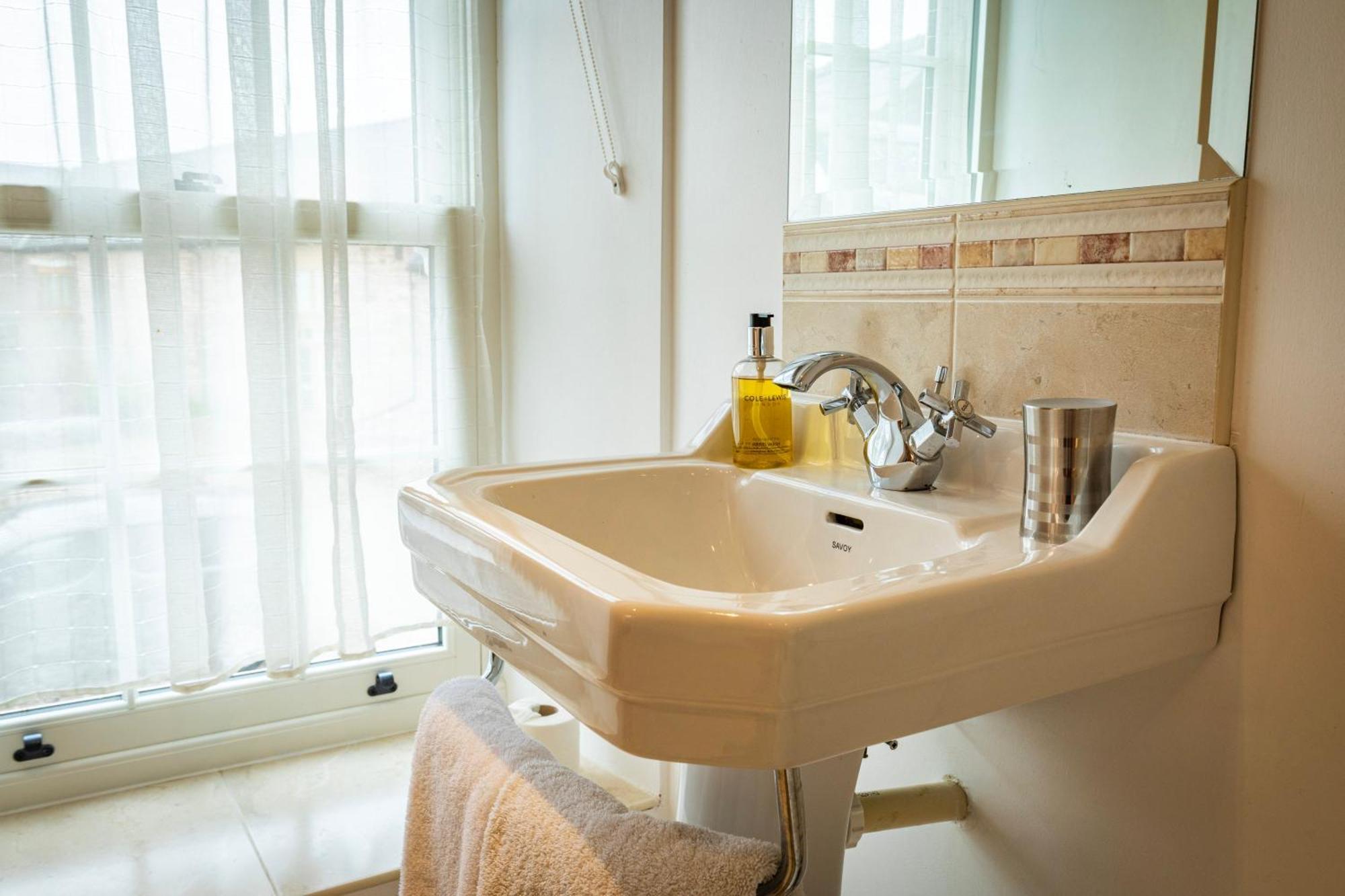 Ty Newydd B&B Brecon Eksteriør bilde